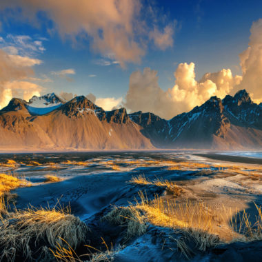 wandbild-berg-vestrahorn-in-island-natur-landschaft