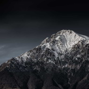 wandbild-der-dunkle-berg-natur-landschaft